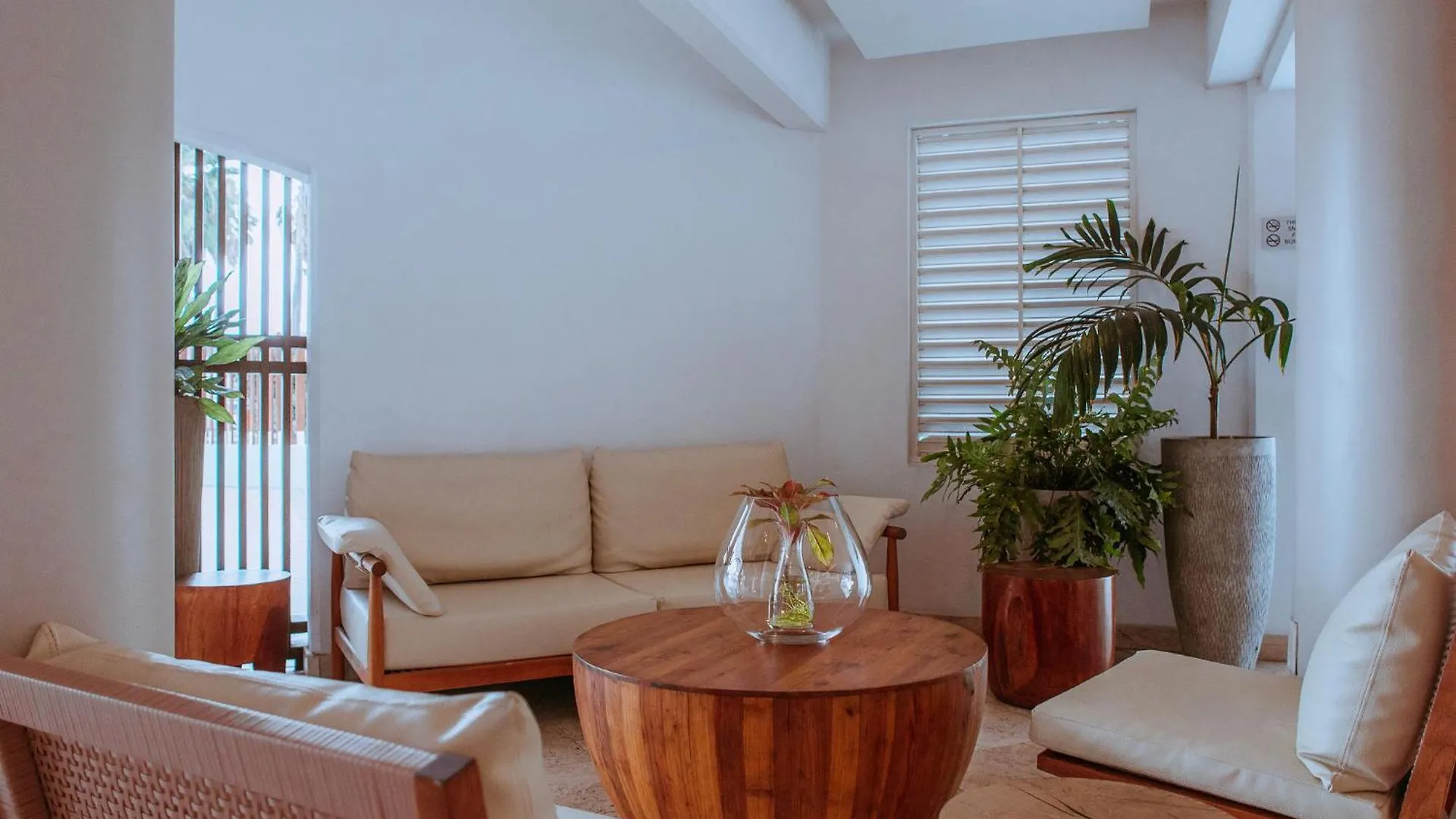 The Mill Resort And Suites Palm Beach